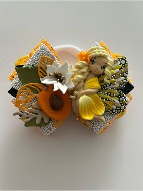 Handmade Hair Accessory (Unique Piece). Like New. A little Fairy.